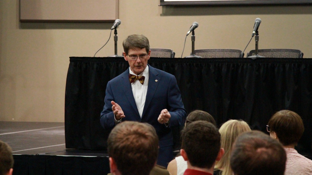 Simmons, SGA hold Q&A session amid rumors concerning budget