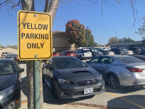 Yellow parking zone behind Colonial and Washington Buildings. 