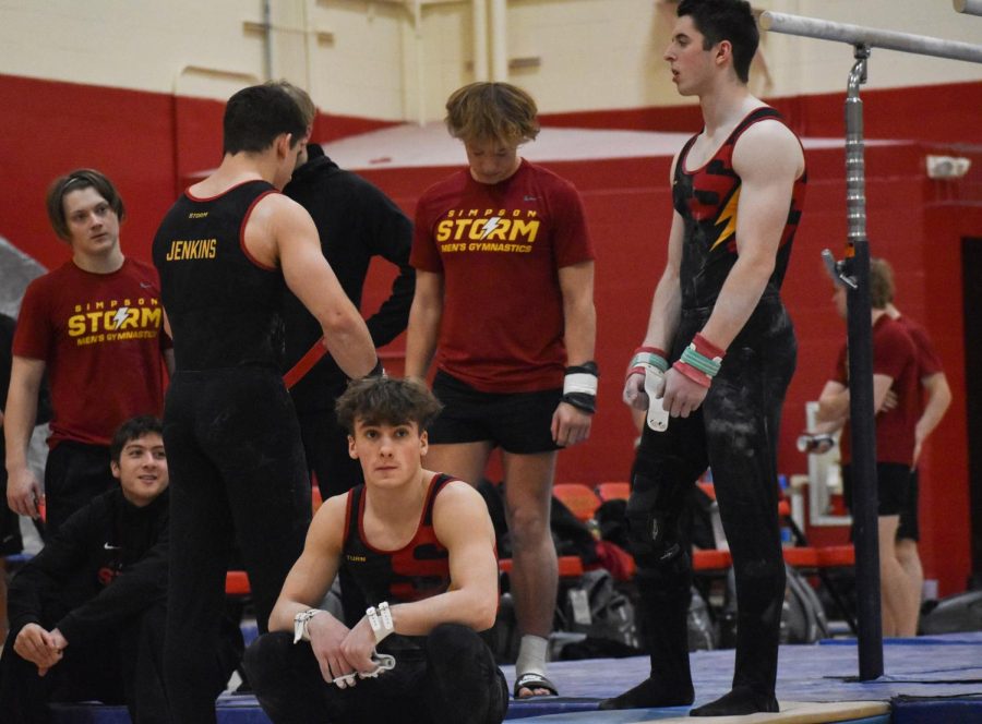 Both of Simpson College’s gymnastics teams’ competitive seasons are officially underway.