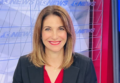 Professor Lisa Carponelli, Saturday evening news anchor for WHO 13. 