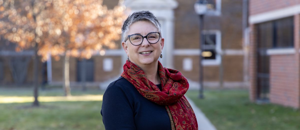 After 40 years of working in higher education and nine years at Simpson, Vice President of Student Development and Planning Heidi Levine has announced her retirement.