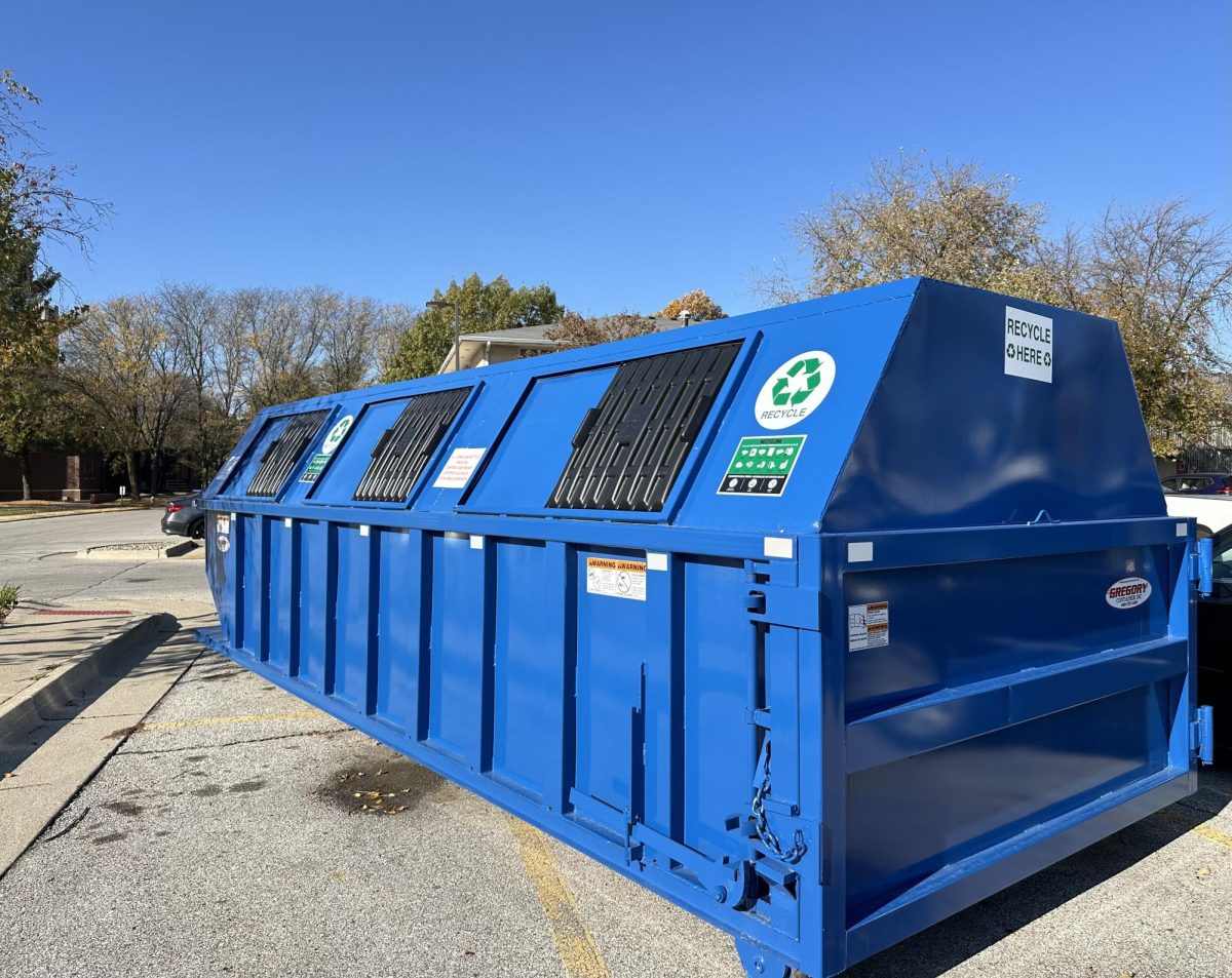 A new recycling bin has been placed in the Washington and Colonial parking lot